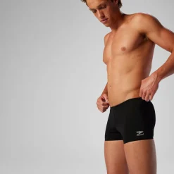 Solid Square Leg
